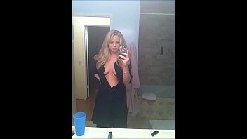 Dreama walker nude